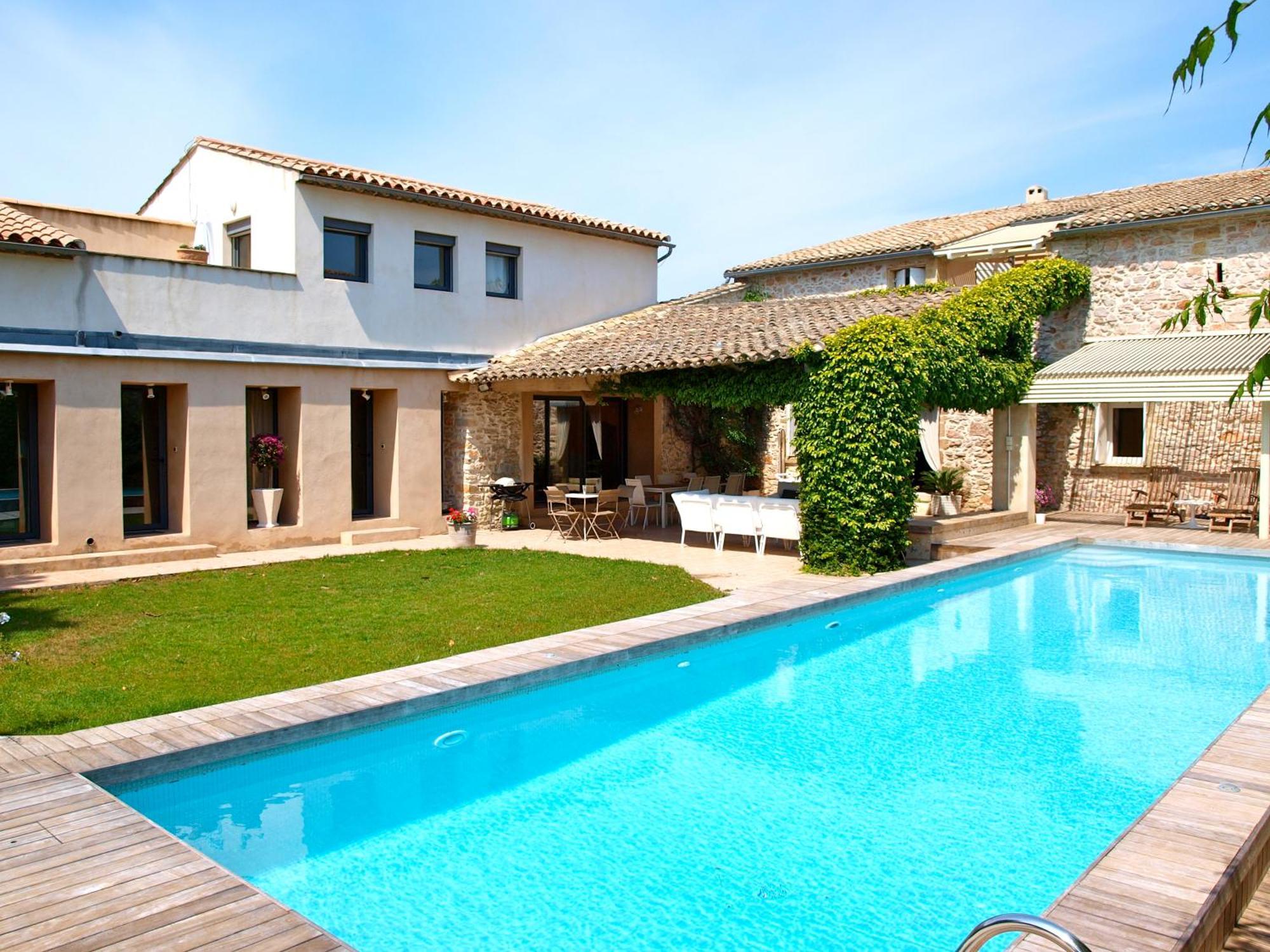 Bed and Breakfast Le relais d'Angélique Lunel  Esterno foto