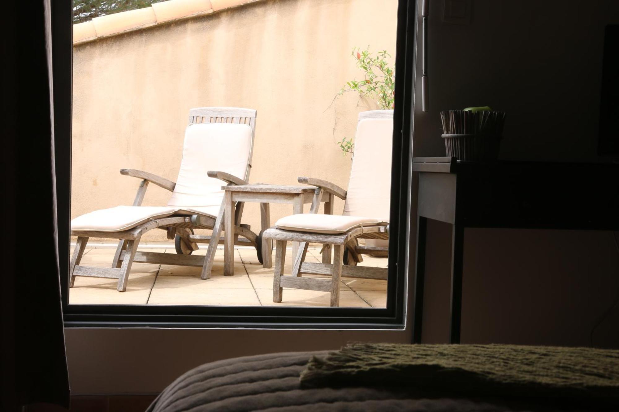 Bed and Breakfast Le relais d'Angélique Lunel  Esterno foto
