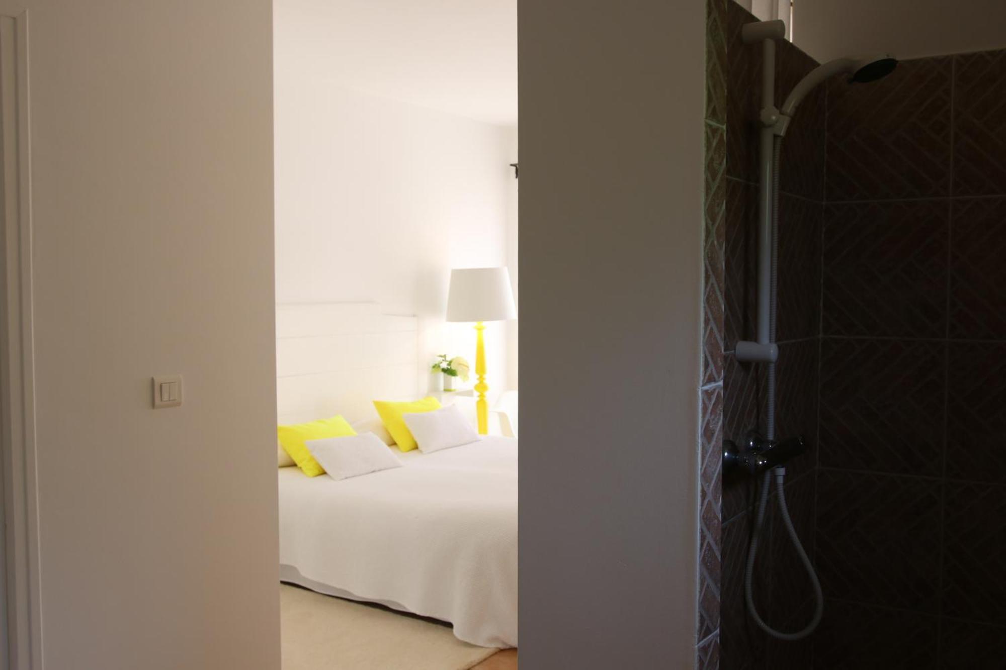 Bed and Breakfast Le relais d'Angélique Lunel  Camera foto
