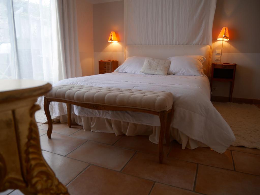 Bed and Breakfast Le relais d'Angélique Lunel  Esterno foto