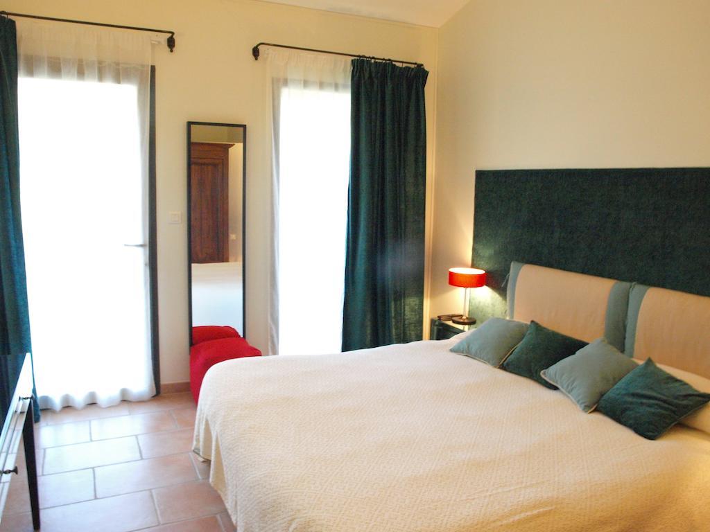 Bed and Breakfast Le relais d'Angélique Lunel  Camera foto